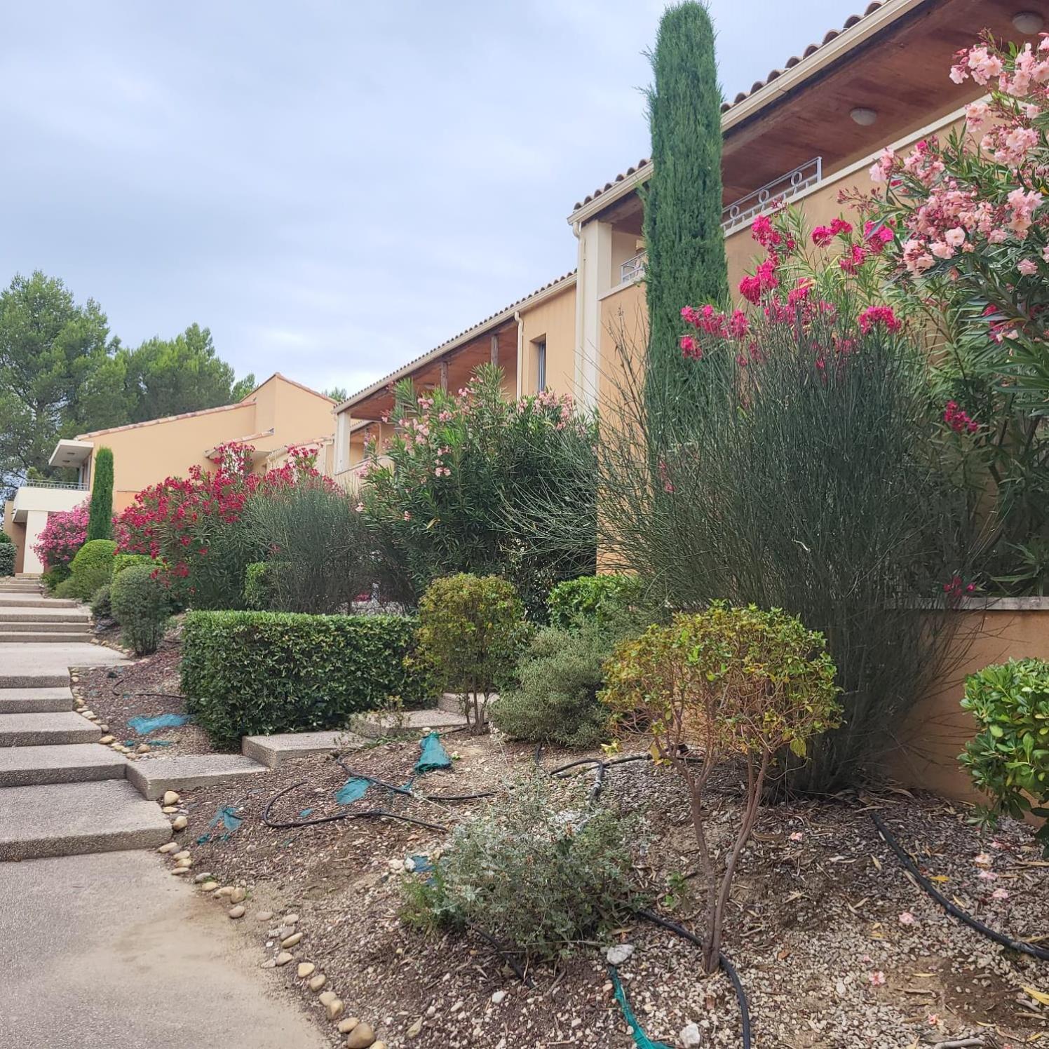 La Calade Lägenhet LʼIsle-sur-la-Sorgue Exteriör bild
